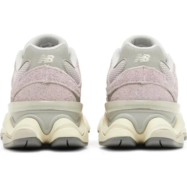 New Balance 9060 'December Sky'